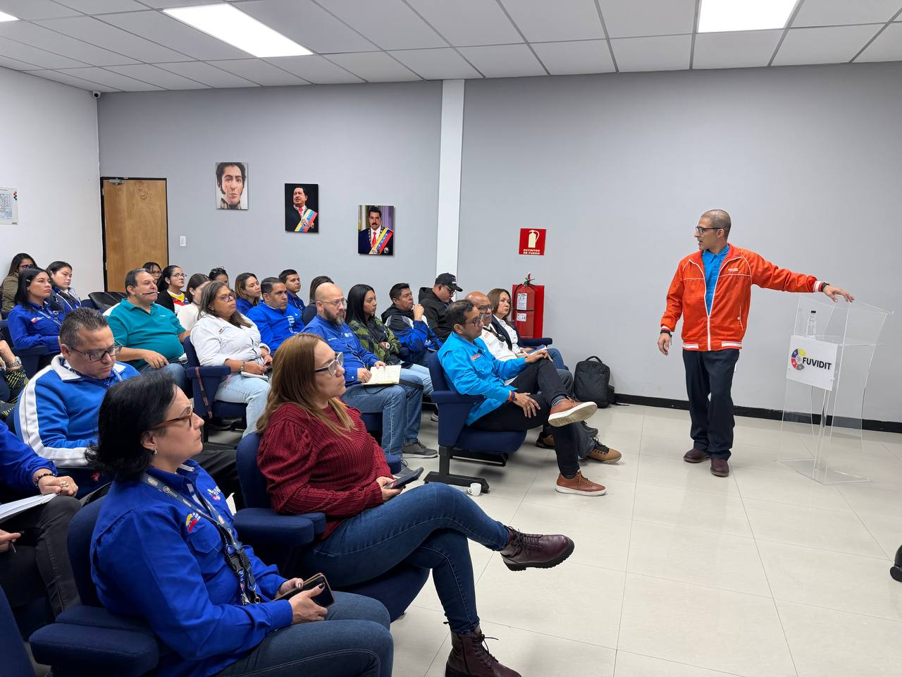 FUVIDIT imparte taller de innovación tecnológica a profesionales del sector transporte